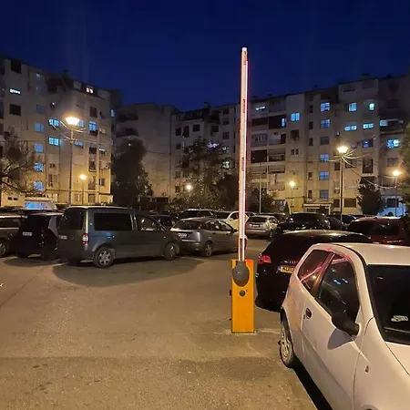 E&b Cosy 公寓 地拉那