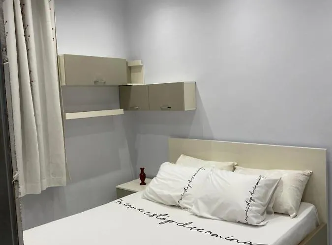 E&b Cosy Apartamento Tirana