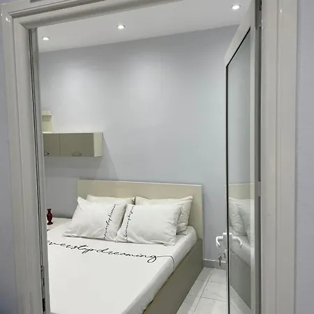 E&b Cosy * Τίρανα